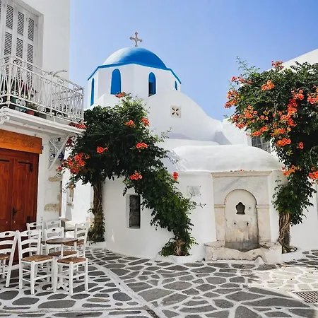 Naxos Center Superior Quadruple Balcony Villa *