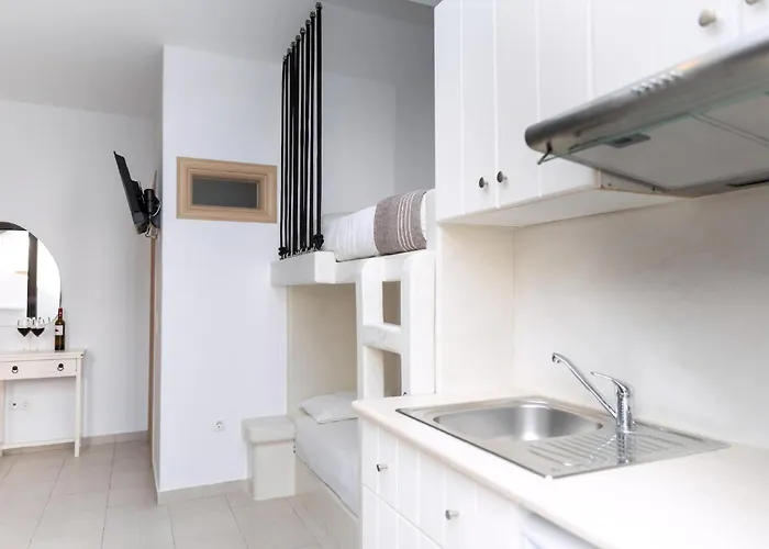 Villa Naxos Center Superior Quadruple Balcony *