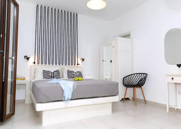 Naxos Center Superior Quadruple Balcony Villa Naxos City