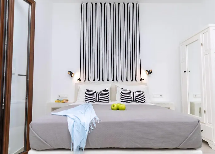 Villa Naxos Center Superior Quadruple Balcony *